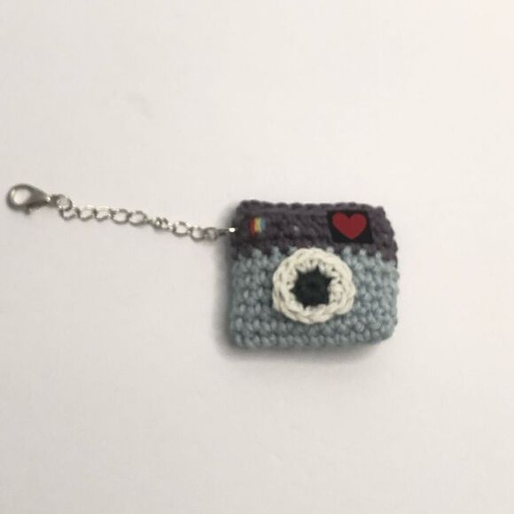 crochet mini instagram icon keychain accessory blue gray 1.5 inches camera - Picture 1 of 5